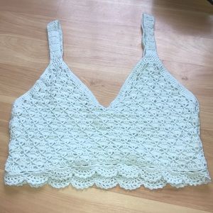 baby blue knitted crop top
